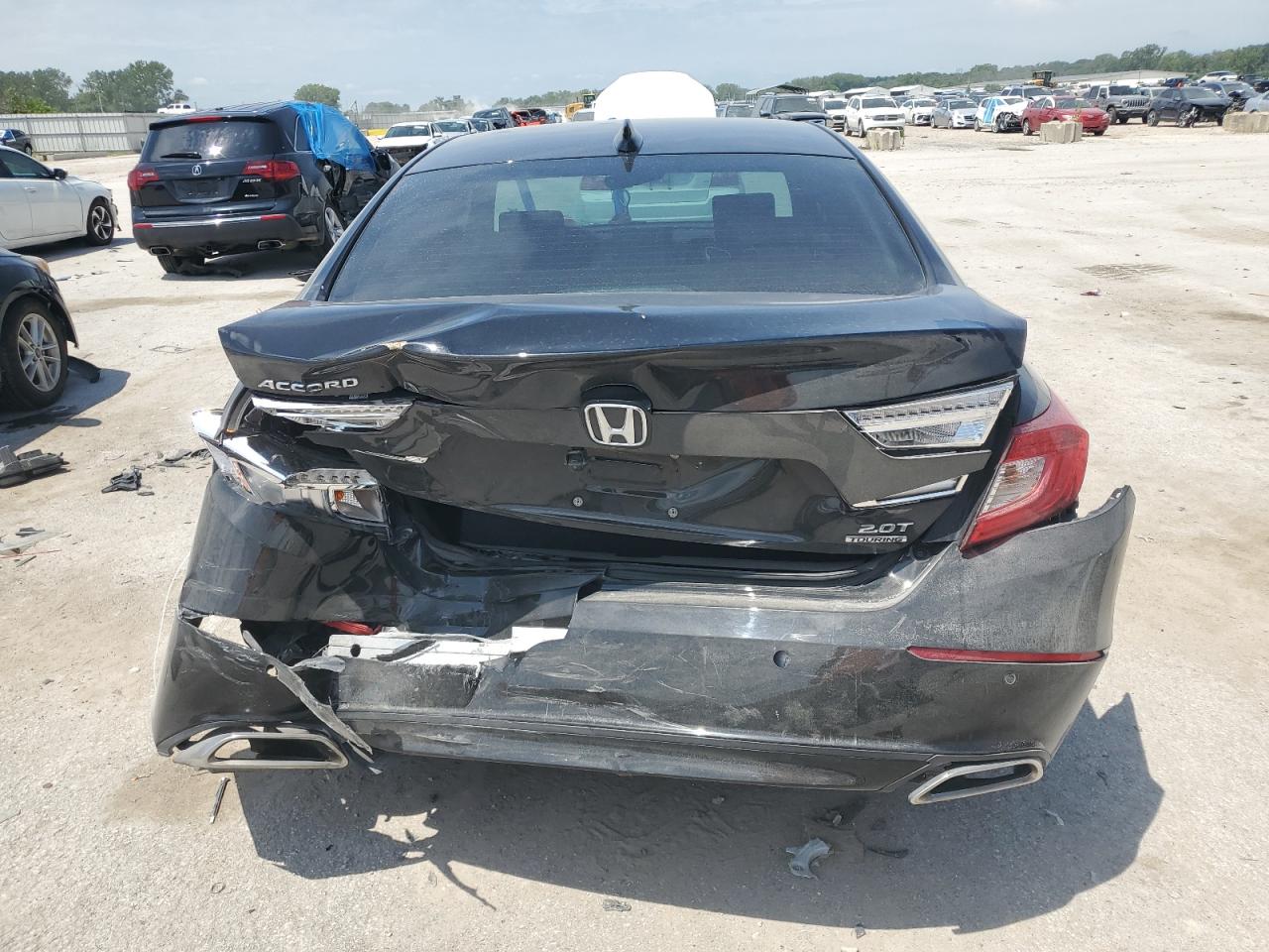 2022 Honda Accord Touring VIN: 1HGCV2F94NA012400 Lot: 66264395