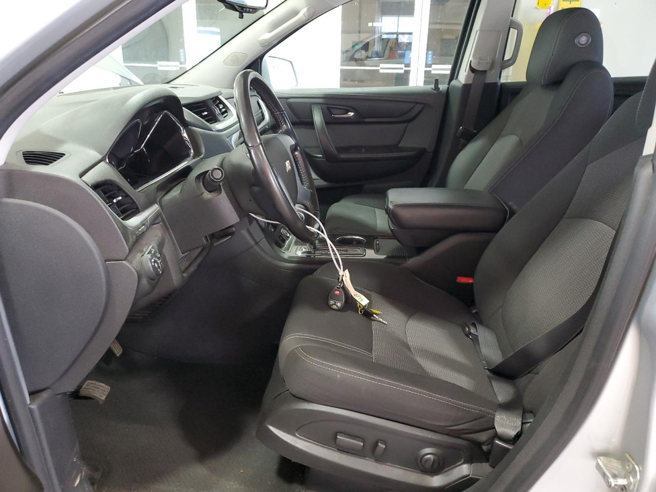 2017 Chevrolet Traverse Lt VIN: 1GNKRGKD2HJ352369 Lot: 63285075