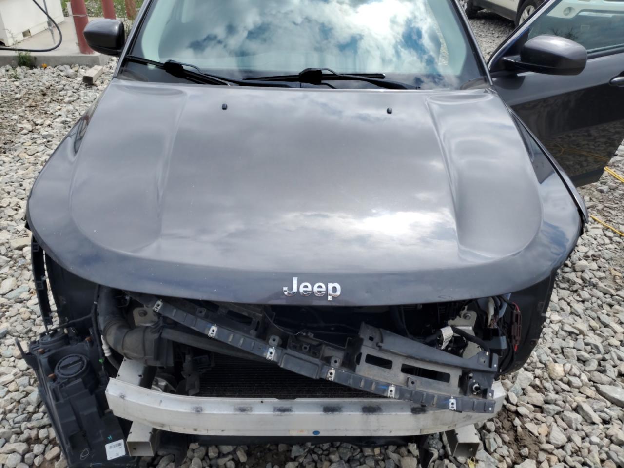 2017 Jeep Compass Latitude VIN: 3C4NJDBBXHT674888 Lot: 63280575