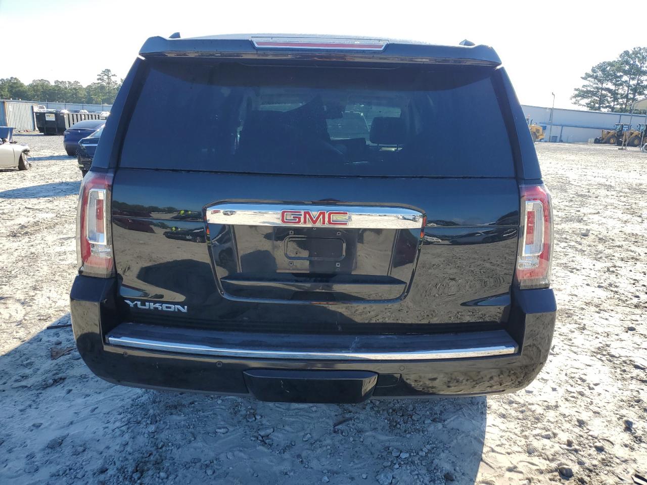 1gks2ckj5fr612455 1GKS2CKJ5FR612455 2015 GMC Yukon Denali