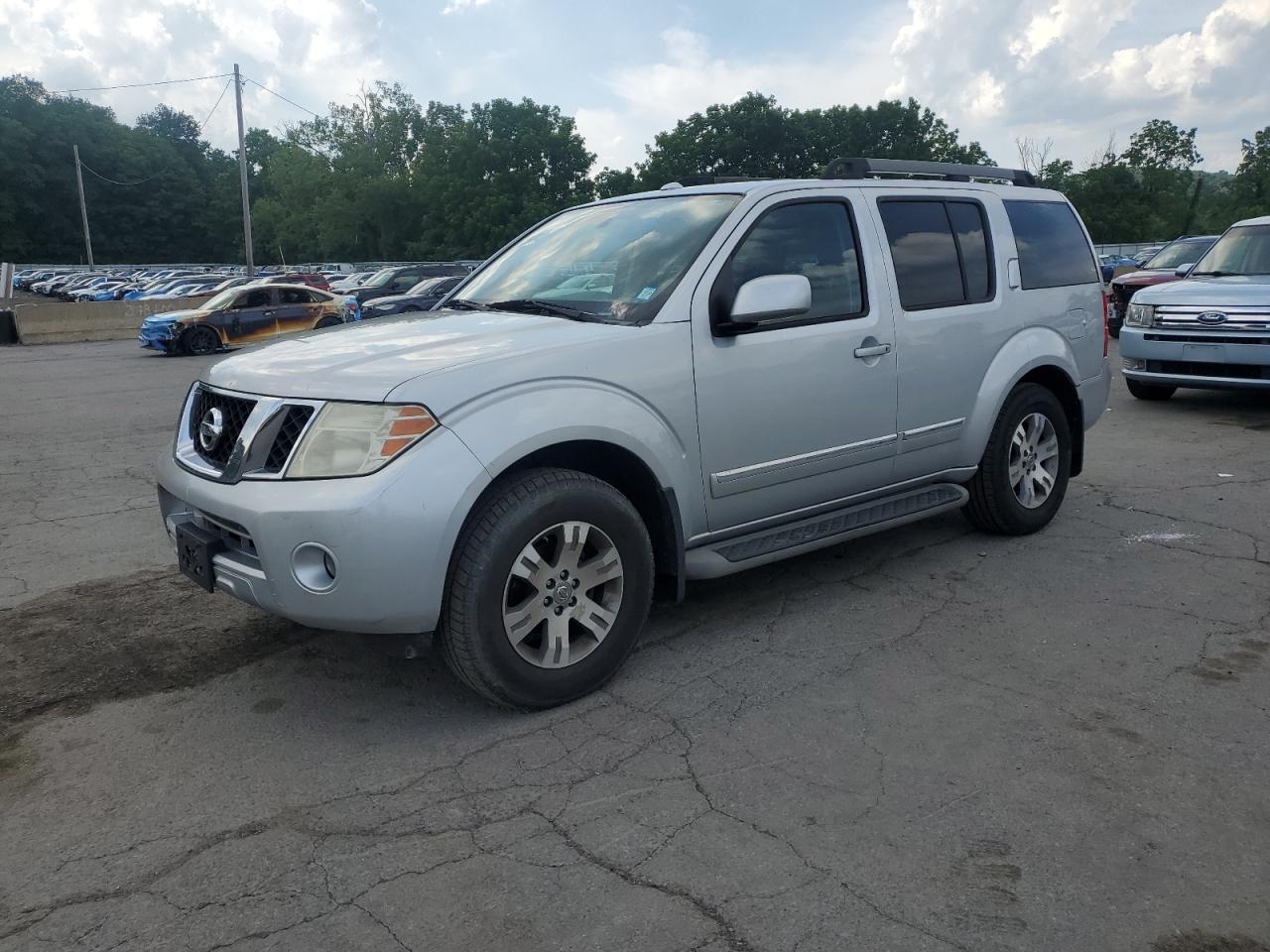2011 Nissan Pathfinder S