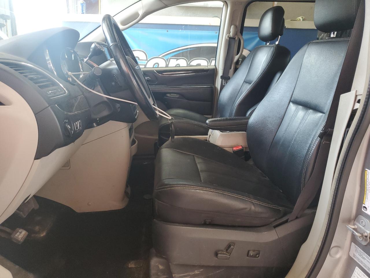 2016 Chrysler Town & Country Touring VIN: 2C4RC1BG5GR260022 Lot: 62648885