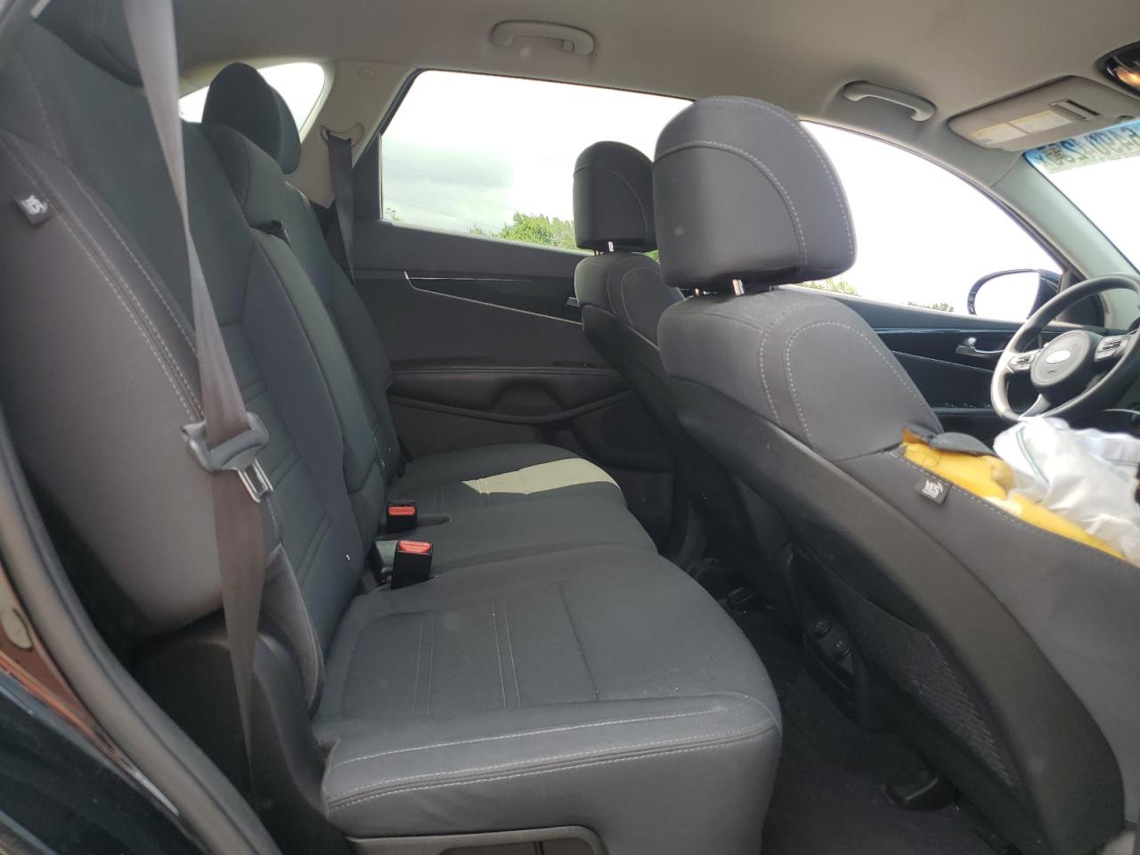 2017 Kia Sorento Lx VIN: 5XYPGDA5XHG223213 Lot: 64904235
