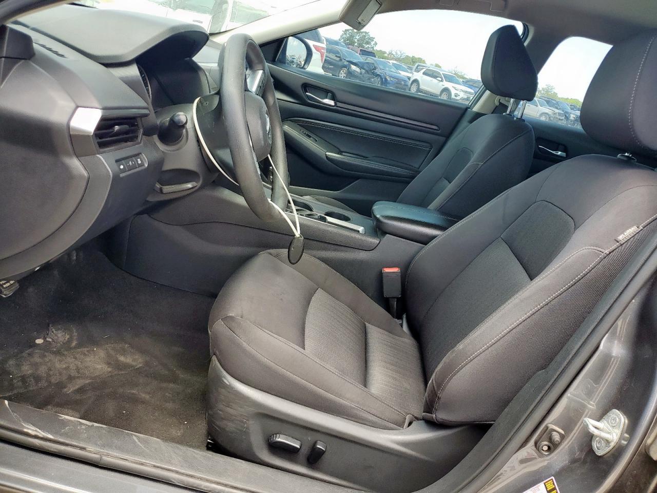 1N4BL4BV7LC215917 2020 Nissan Altima S