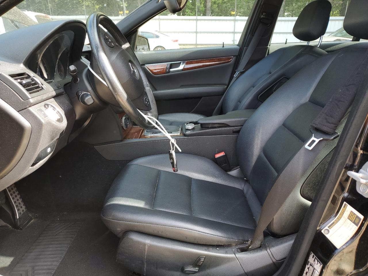 2011 Mercedes-Benz C 300 4Matic VIN: WDDGF8BB5BR175407 Lot: 64331415