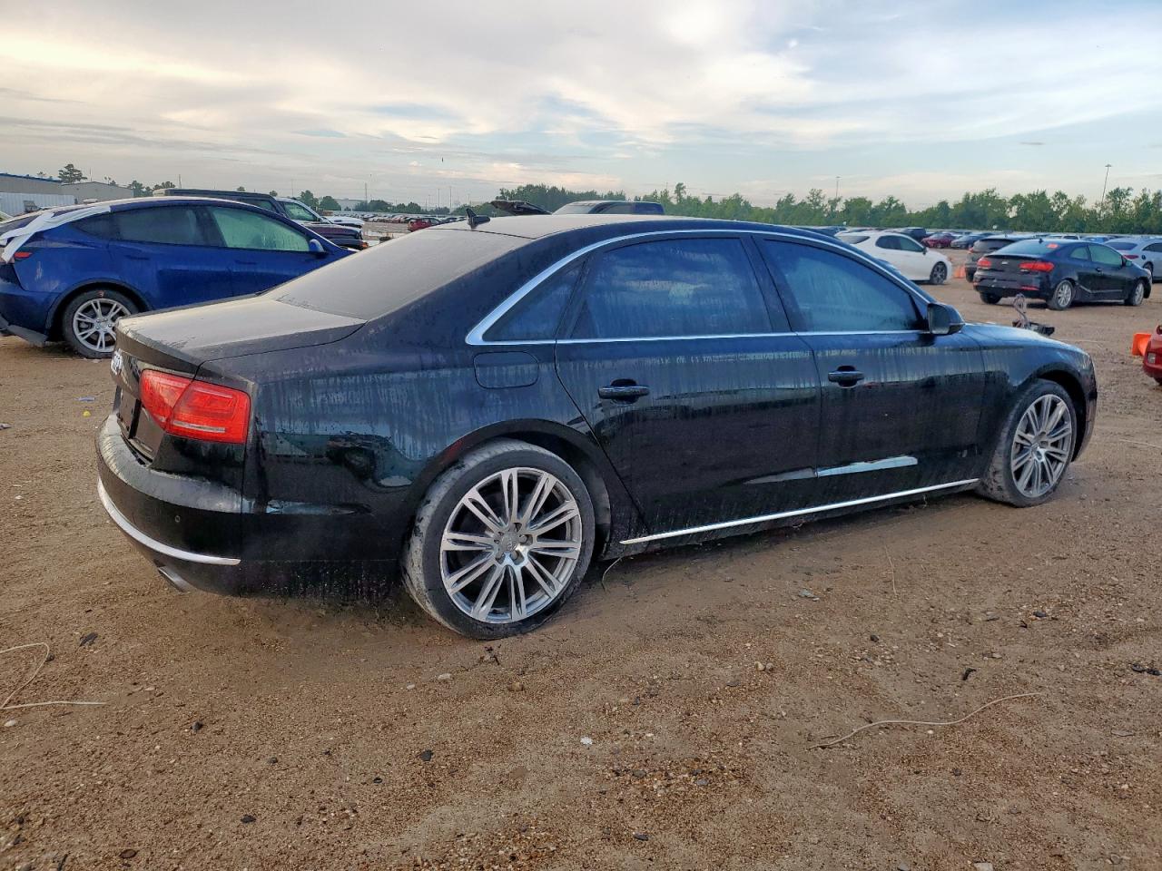 waurgafd6dn002960 WAURGAFD6DN002960 2013 Audi A8 L Quattro