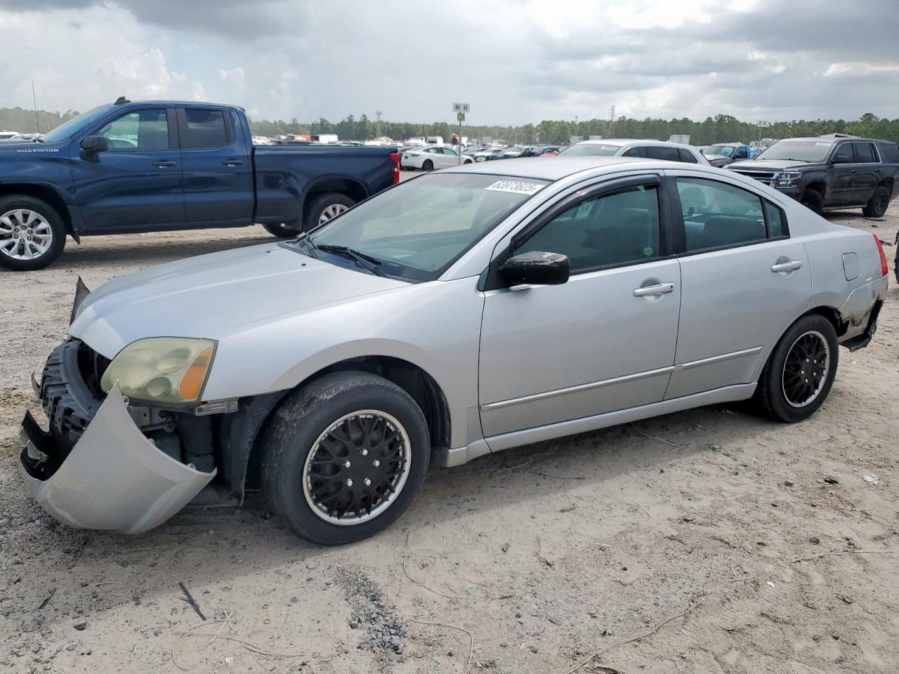 2004 Mitsubishi Galant Es Medium