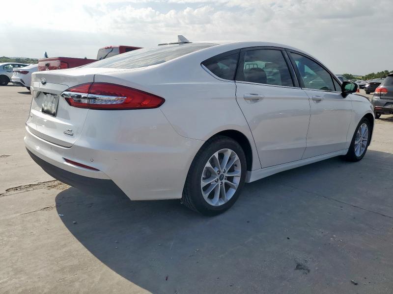  FORD FUSION 2020 Белы