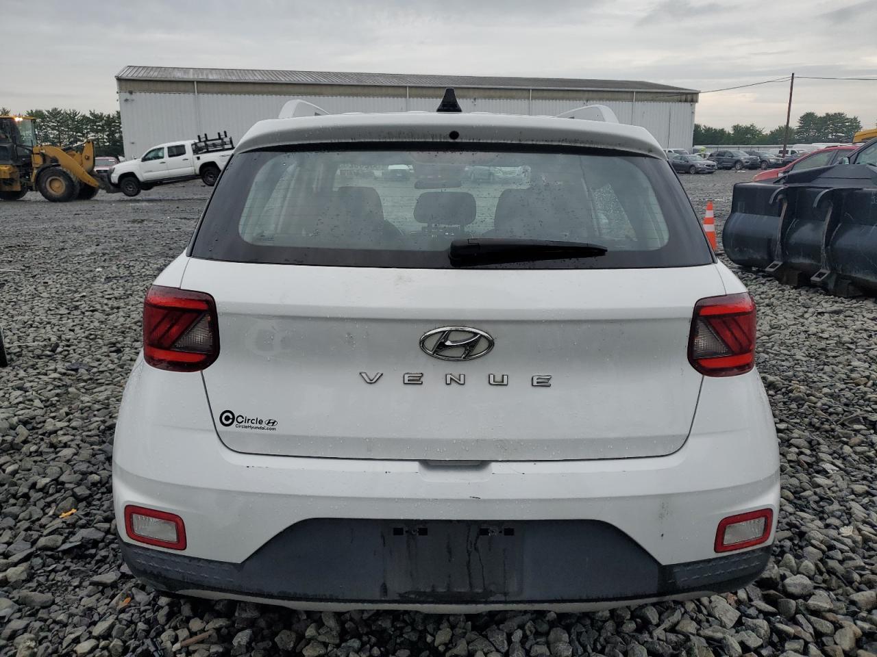 2020 Hyundai Venue Sel VIN: KMHRC8A33LU040202 Lot: 63265265