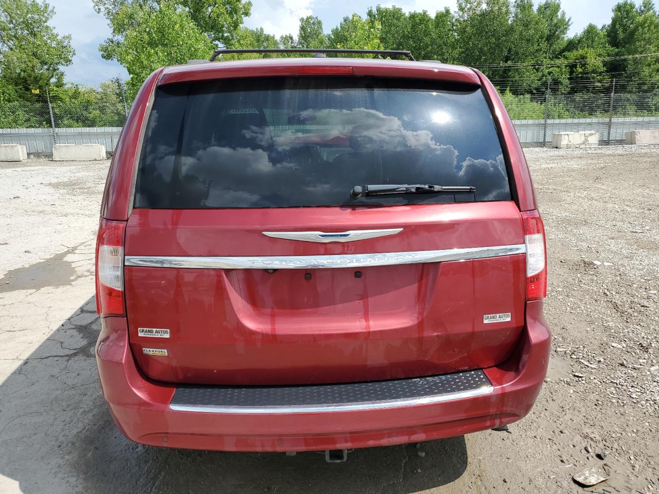2015 Chrysler Town & Country Touring L VIN: 2C4RC1CG0FR601078 Lot: 63762595