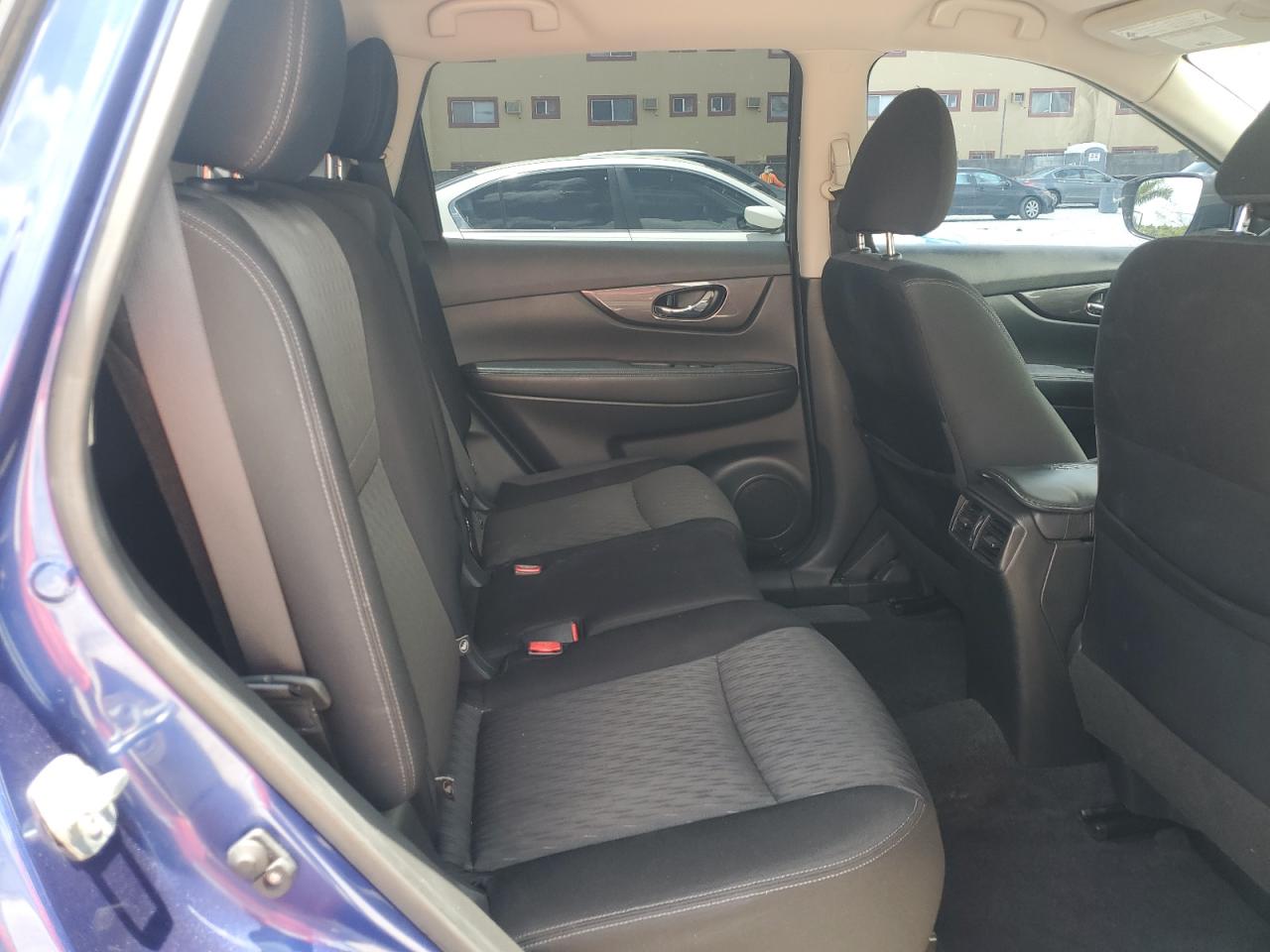 2019 Nissan Rogue S VIN: JN8AT2MV2KW376300 Lot: 63932065