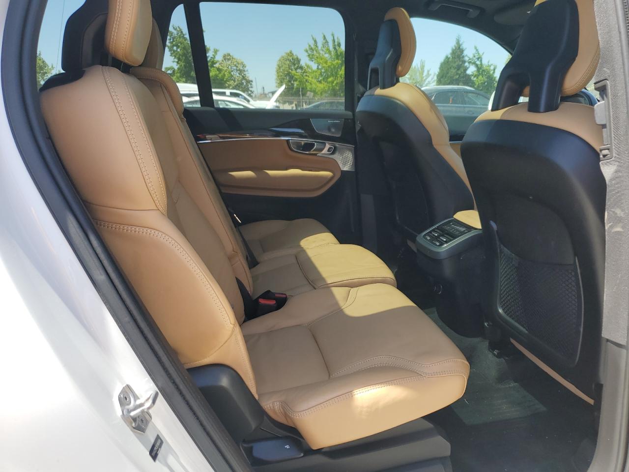 2017 Volvo Xc90 T6 VIN: YV4A22PK5H1186669 Lot: 64606535