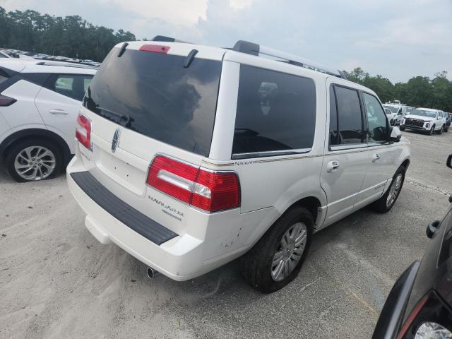 Parquets LINCOLN NAVIGATOR 2013 Biały