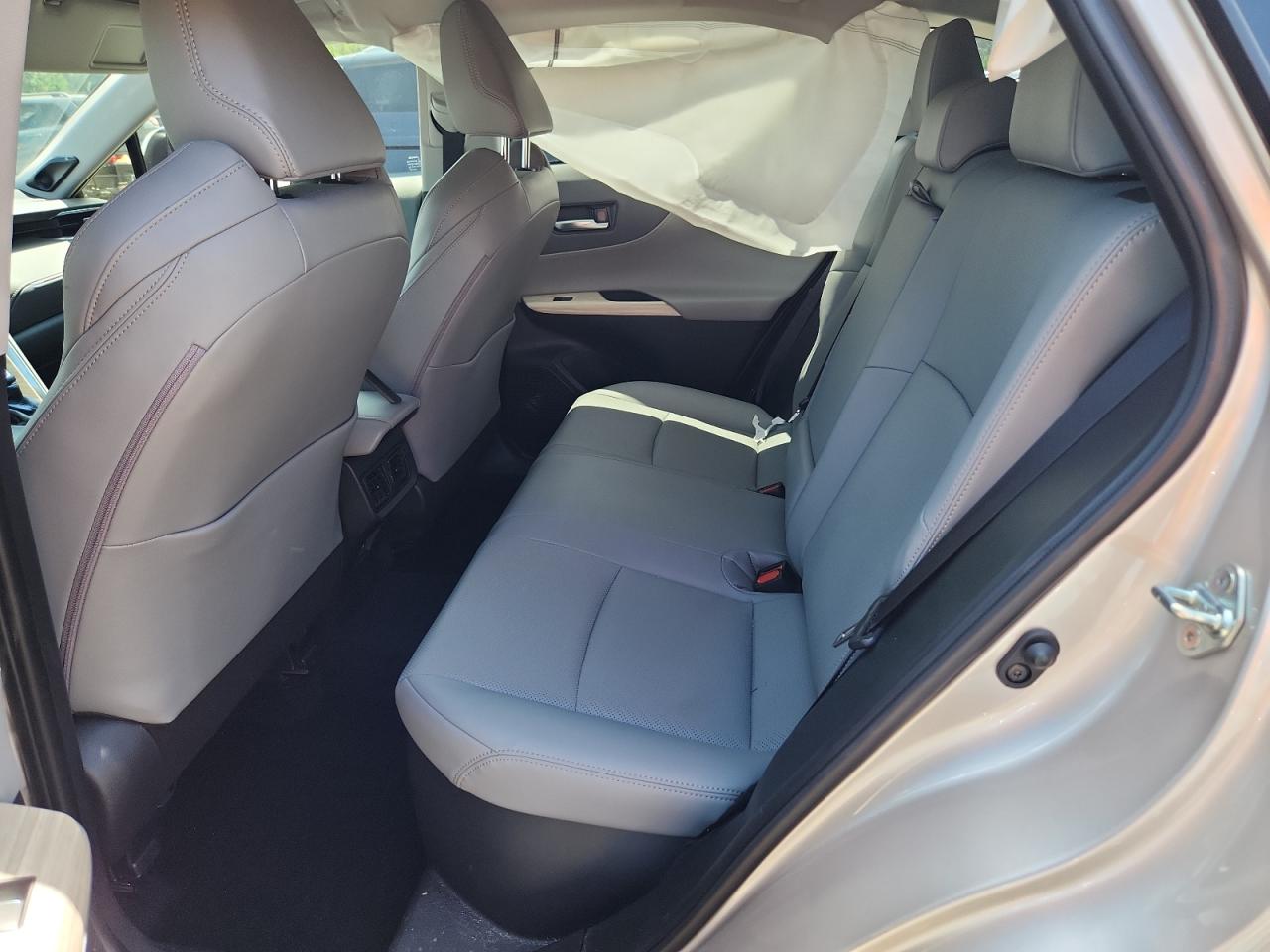 2024 Toyota Venza Le VIN: JTEAAAAH1RJ156420 Lot: 64553995