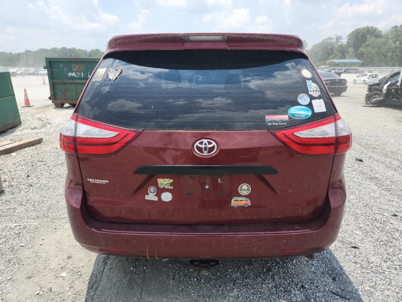 2015 Toyota Sienna VIN: 5TDZK3DCXFS687758 Lot: 63898935