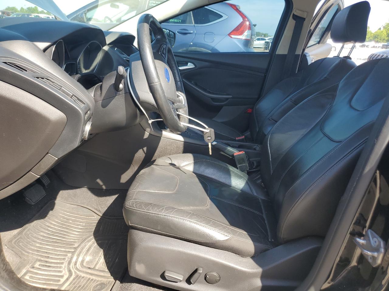 2016 Ford Focus Se VIN: 1FADP3F22GL372350 Lot: 65071235