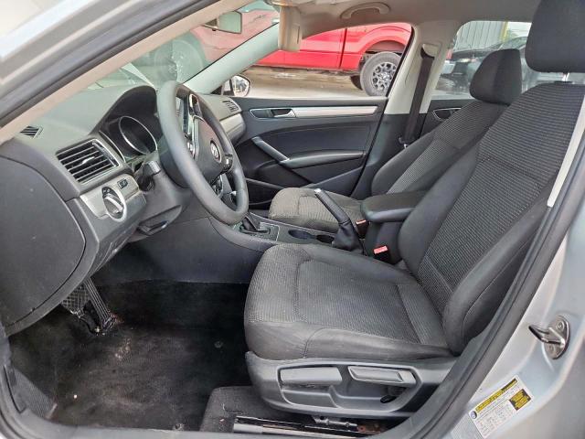  VOLKSWAGEN PASSAT 2016 Szary