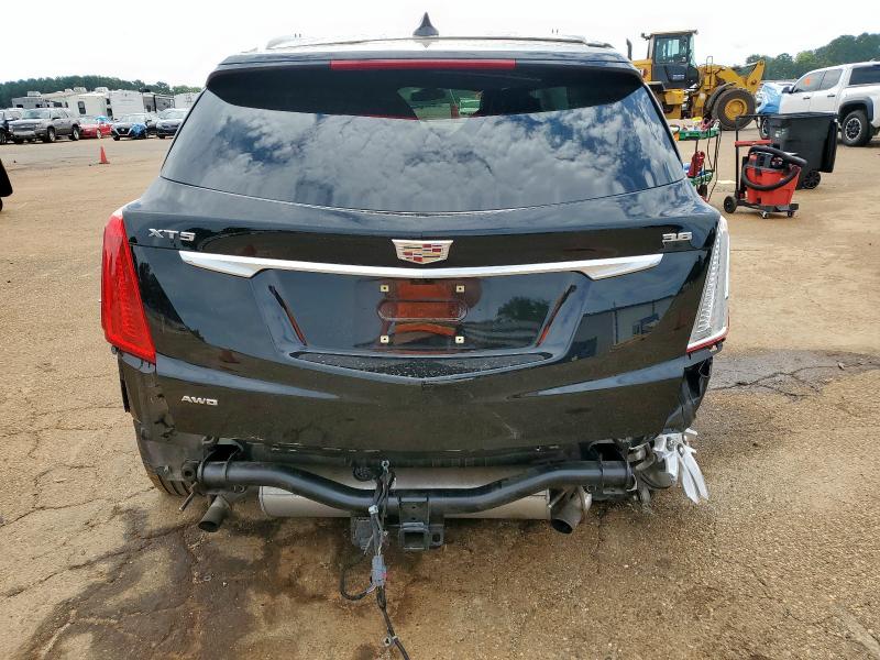  CADILLAC XT5 2017 Czarny