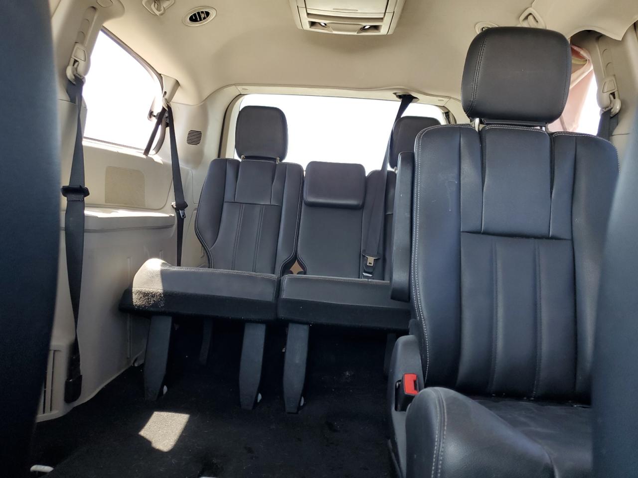 2013 Chrysler Town & Country Touring VIN: 2C4RC1BG4DR743979 Lot: 66838725