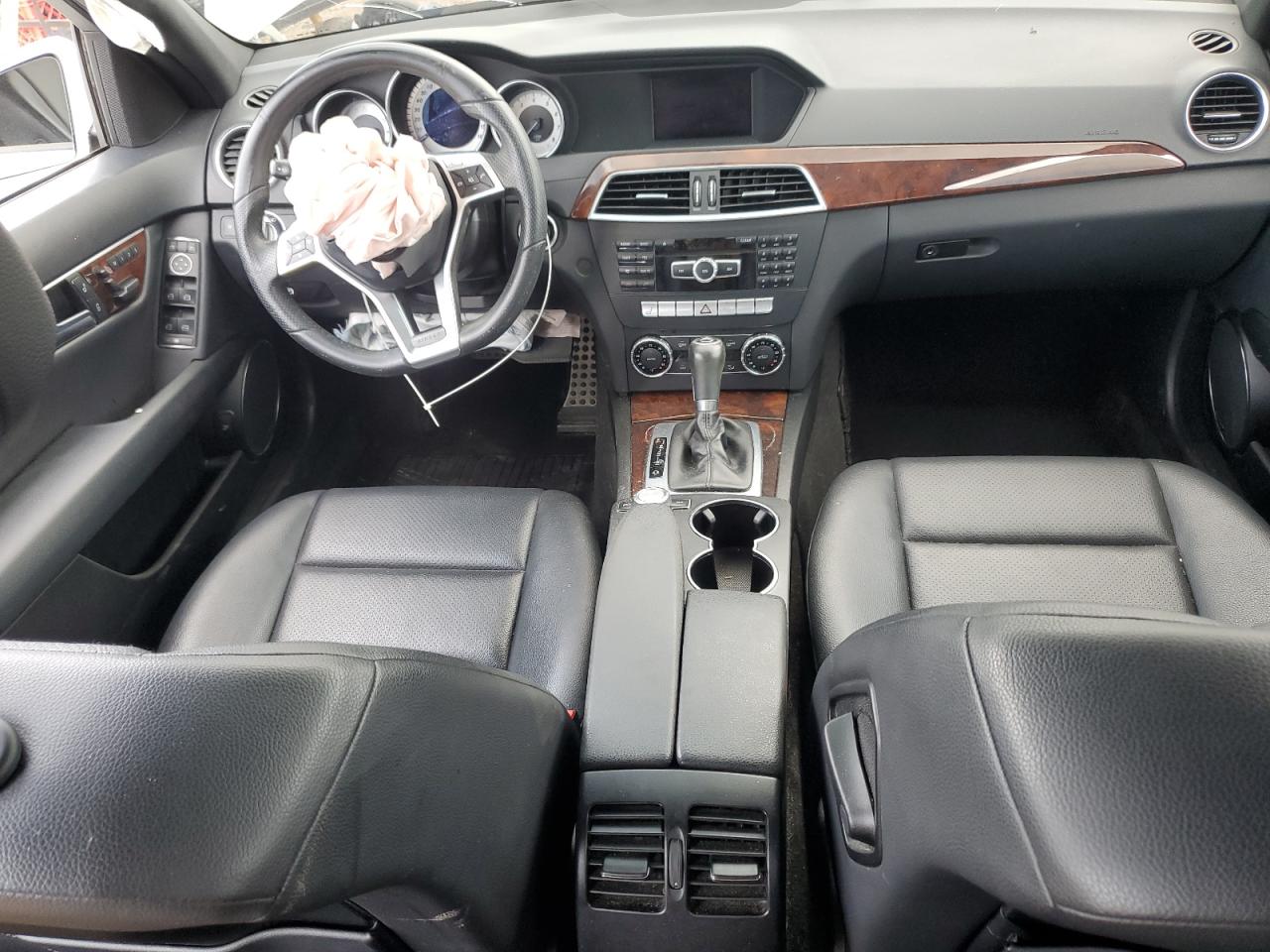 2014 Mercedes-Benz C 300 4Matic VIN: WDDGF8AB6ER303692 Lot: 65293905