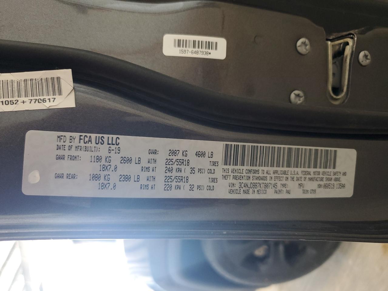 2019 Jeep Compass Latitude VIN: 3C4NJDBB7KT807145 Lot: 63225725