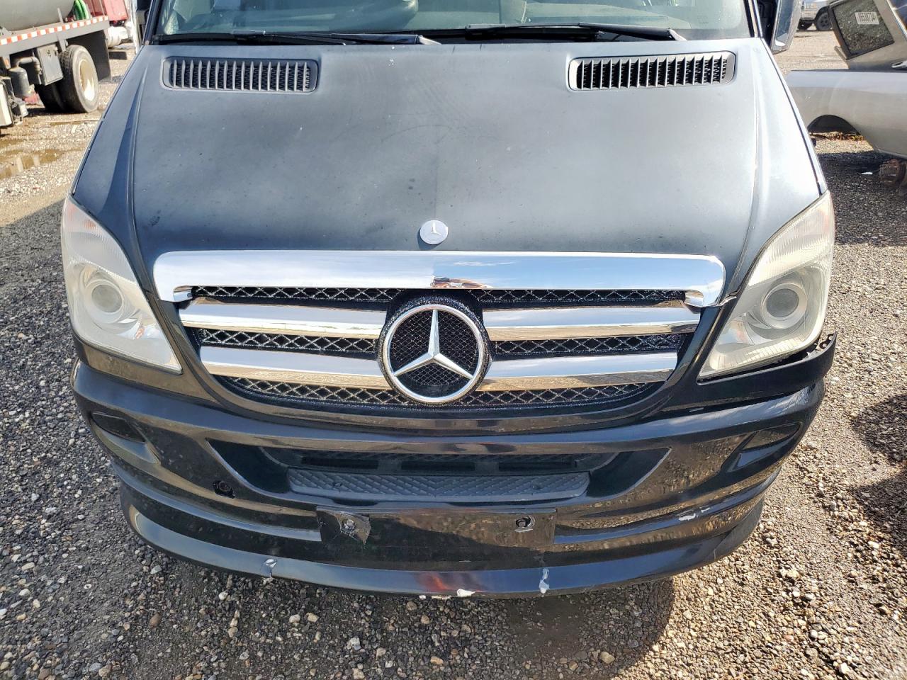 2011 Mercedes-Benz Sprinter 2500 VIN: WD3PE8CC2B5515120 Lot: 63975625