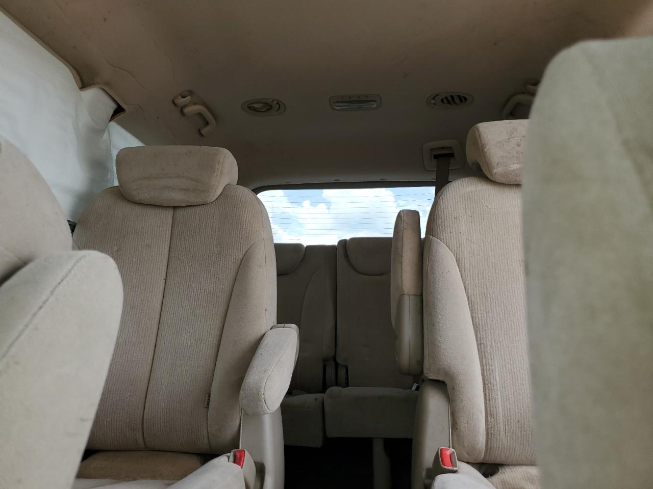 2006 Kia Sedona Ex VIN: KNDMB233766065835 Lot: 62636645