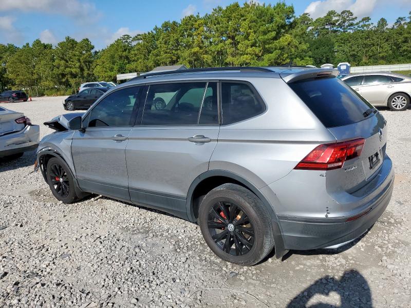  VOLKSWAGEN TIGUAN 2020 Серебристый