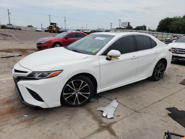  TOYOTA CAMRY 2018 Biały