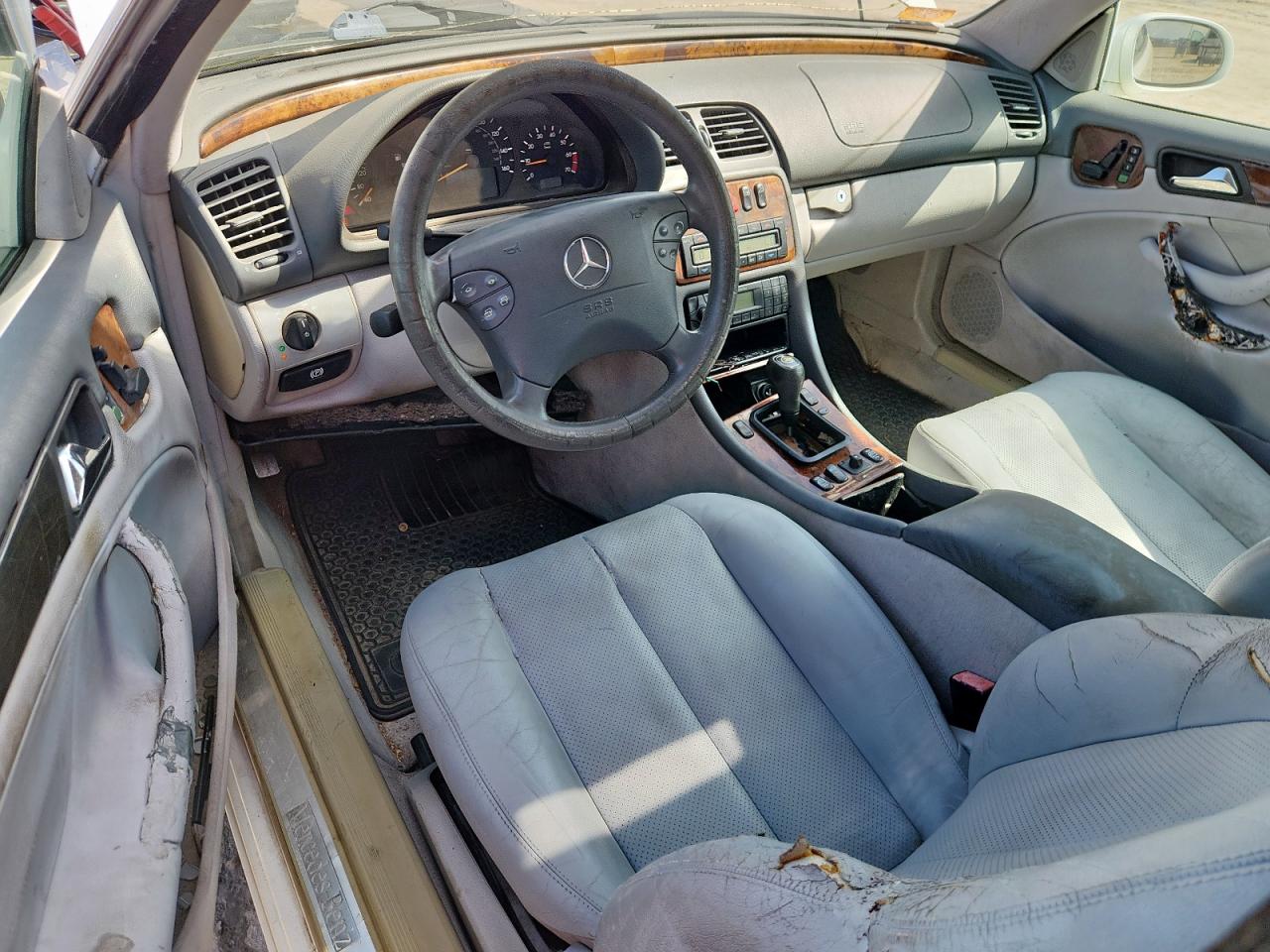 2000 Mercedes-Benz Clk 320 VIN: WDBLJ65G2YF155854 Lot: 64072195