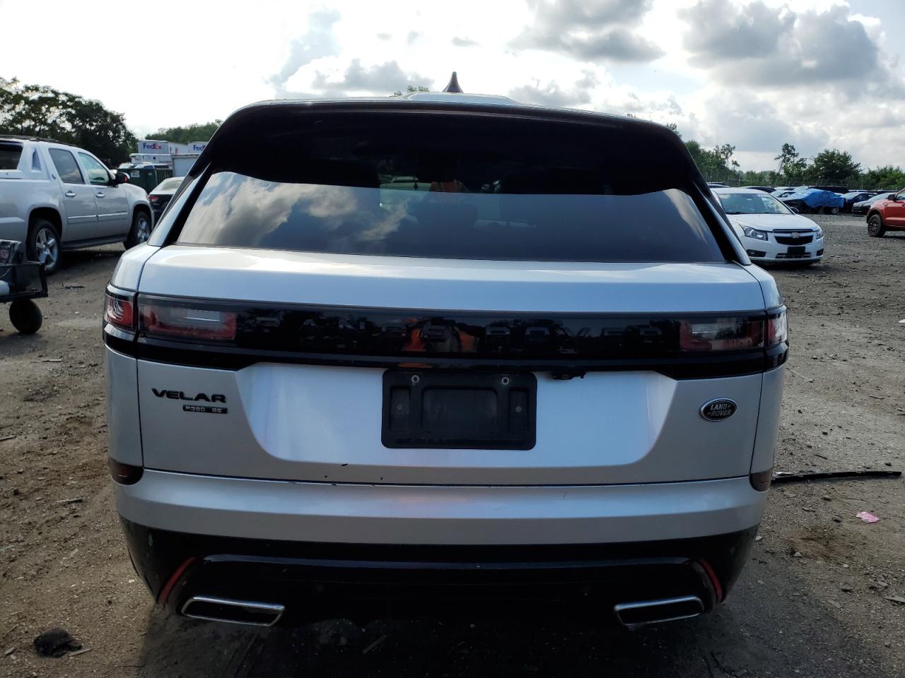 2018 Land Rover Range Rover Velar R-Dynamic Se VIN: SALYL2RV8JA715018 Lot: 63475305