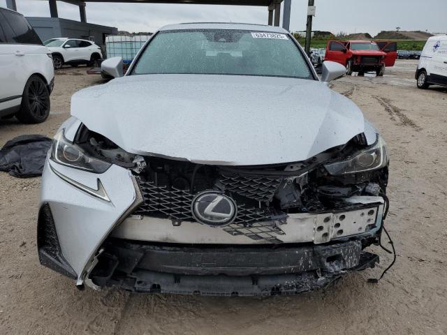  LEXUS IS 2018 Silver