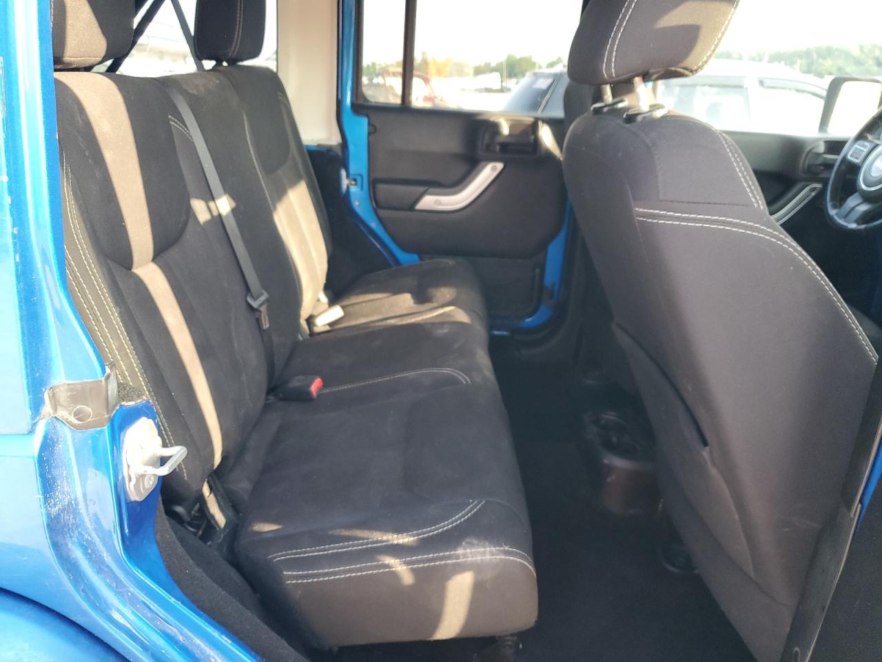 2015 Jeep Wrangler Unlimited Sahara VIN: 1C4BJWEGXFL530627 Lot: 66110795