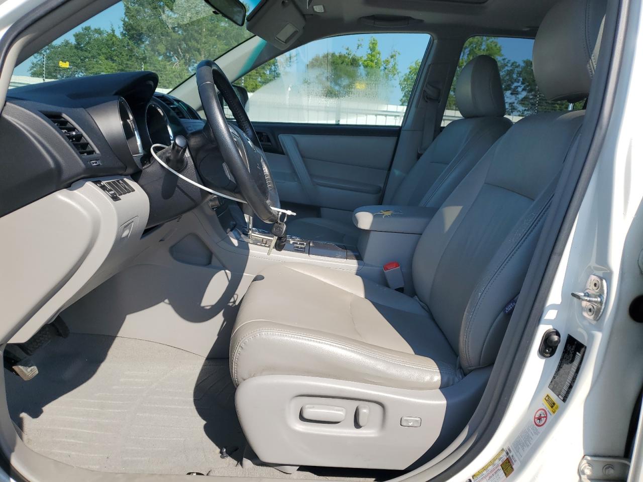 2010 Toyota Highlander VIN: 5TDZK3EH5AS003962 Lot: 63299265