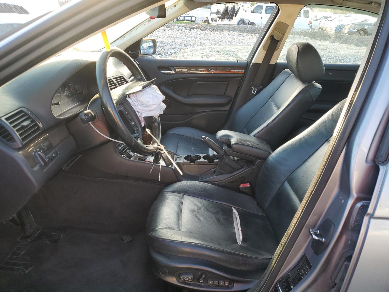 2004 BMW 325 I VIN: WBAEV33474KR27530 Lot: 64205675