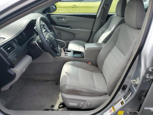 Sedans TOYOTA CAMRY 2017 Silver
