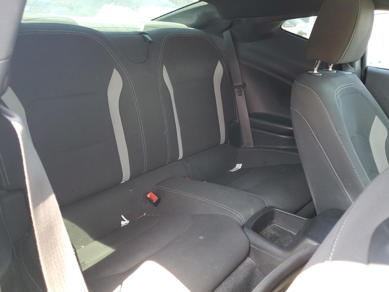 2018 Chevrolet Camaro Lt VIN: 1G1FB1RX4J0182645 Lot: 63126915