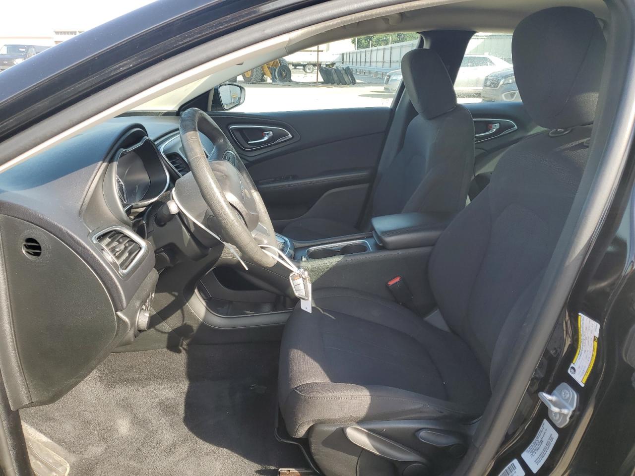 2015 Chrysler 200 Limited VIN: 1C3CCCAB3FN623487 Lot: 65042625