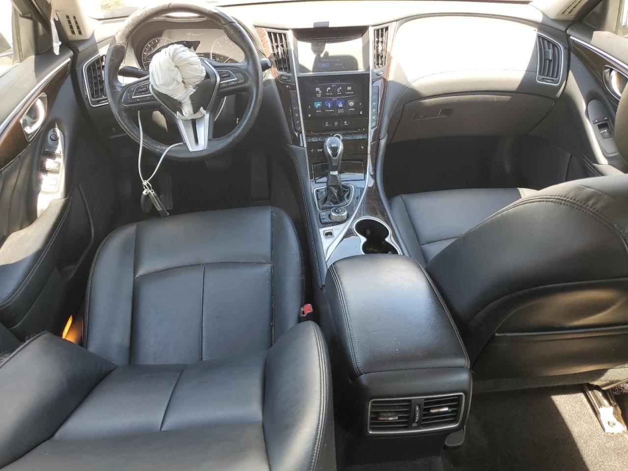 2019 Infiniti Q50 Luxe VIN: JN1EV7AR6KM552582 Lot: 64680245