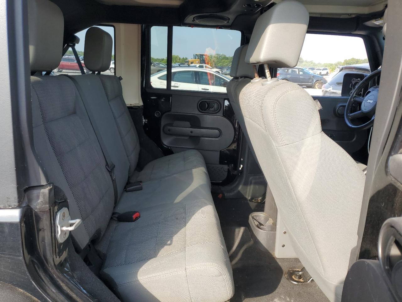 2007 Jeep Wrangler Sahara VIN: 1J4GA591X7L202948 Lot: 64268695