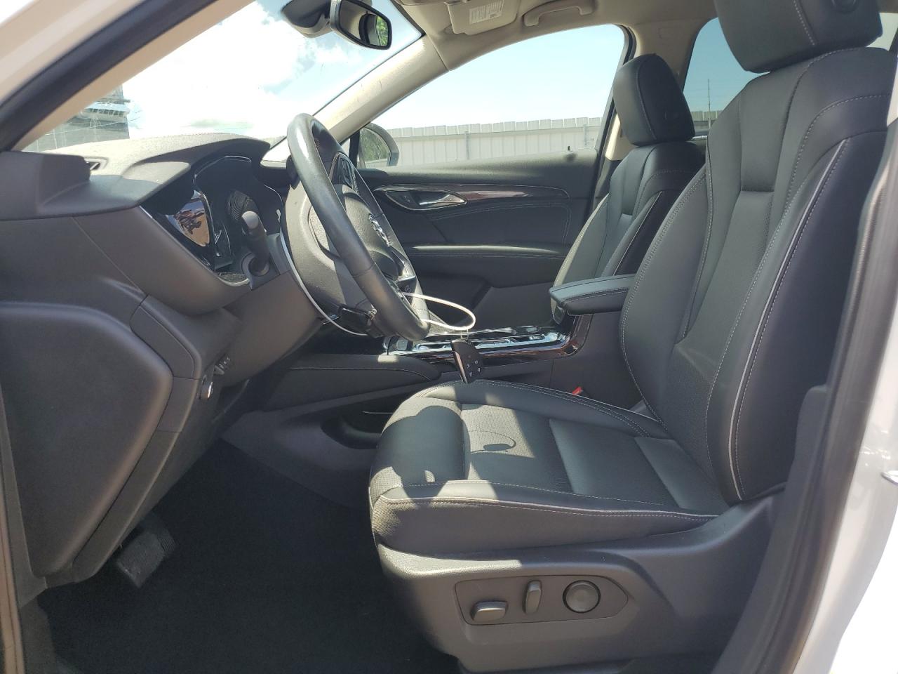 2021 Buick Envision Essence VIN: LRBFZPR42MD121303 Lot: 64970885