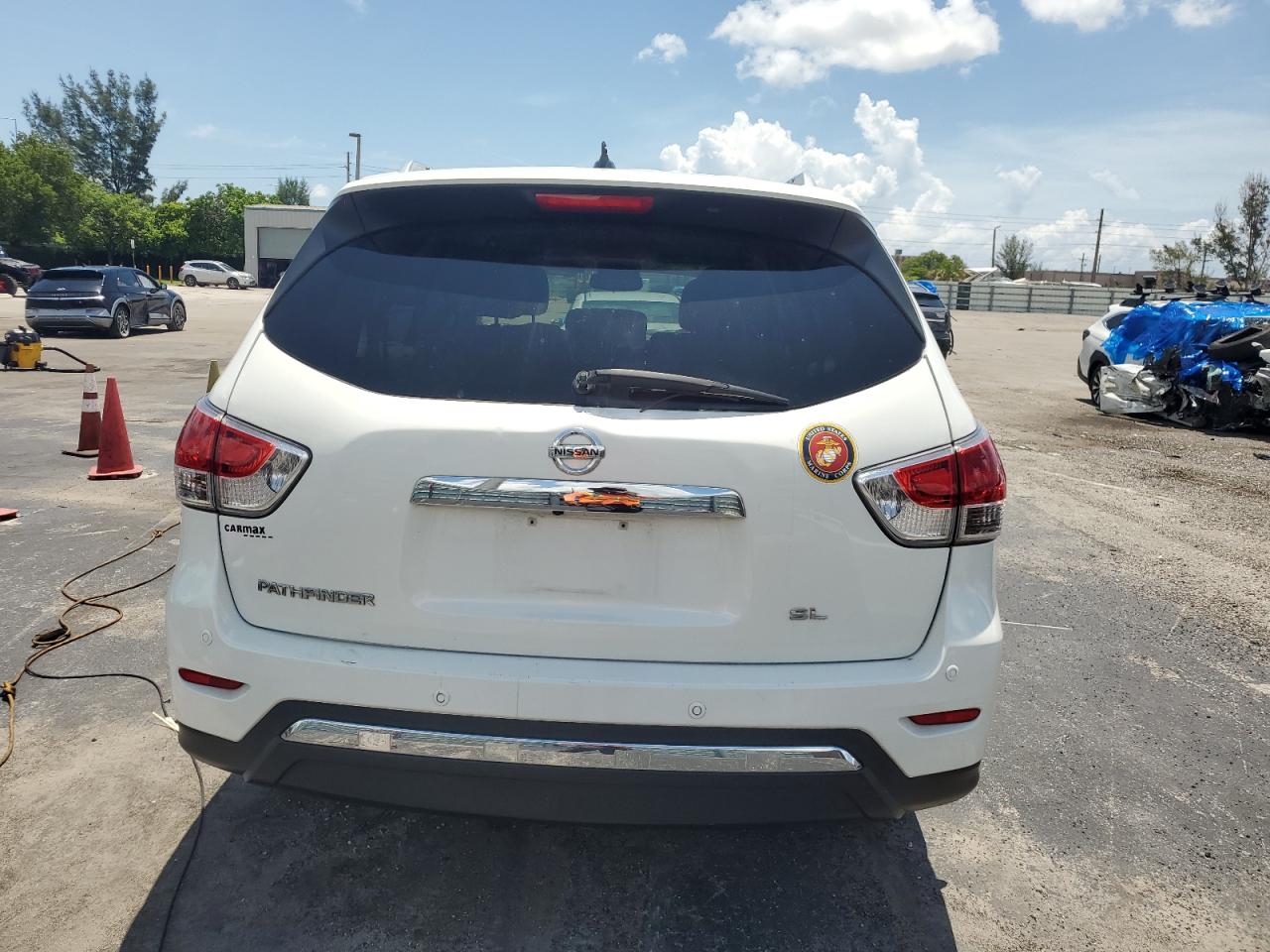 2014 Nissan Pathfinder S VIN: 5N1AR2MN8EC640096 Lot: 63631725