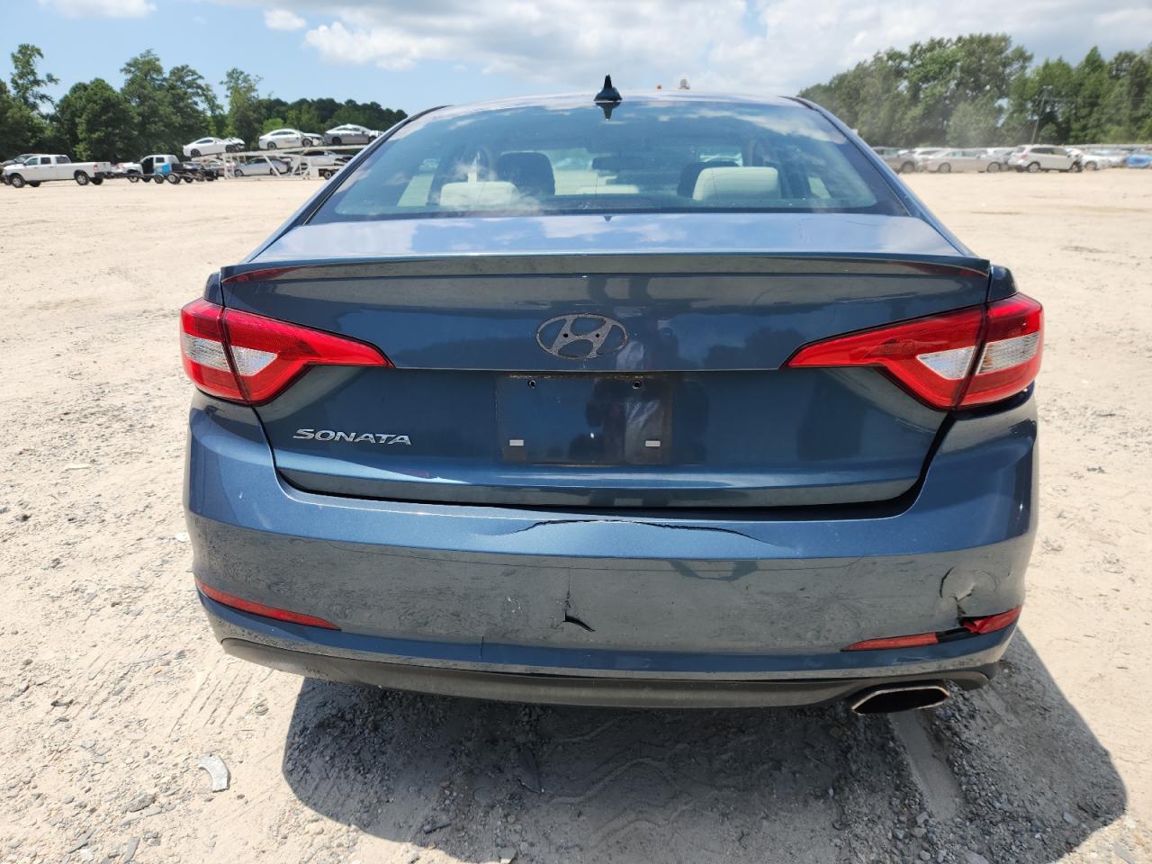 5npe24af5fh206968 5NPE24AF5FH206968 2015 Hyundai Sonata Se