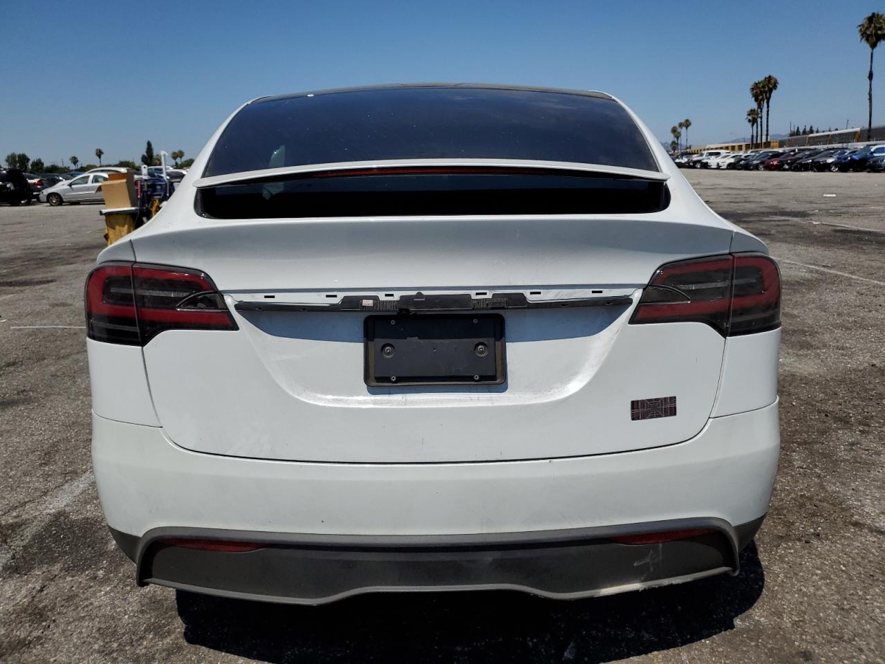 2024 Tesla Model X VIN: 7SAXCBE64RF442098 Lot: 65359055