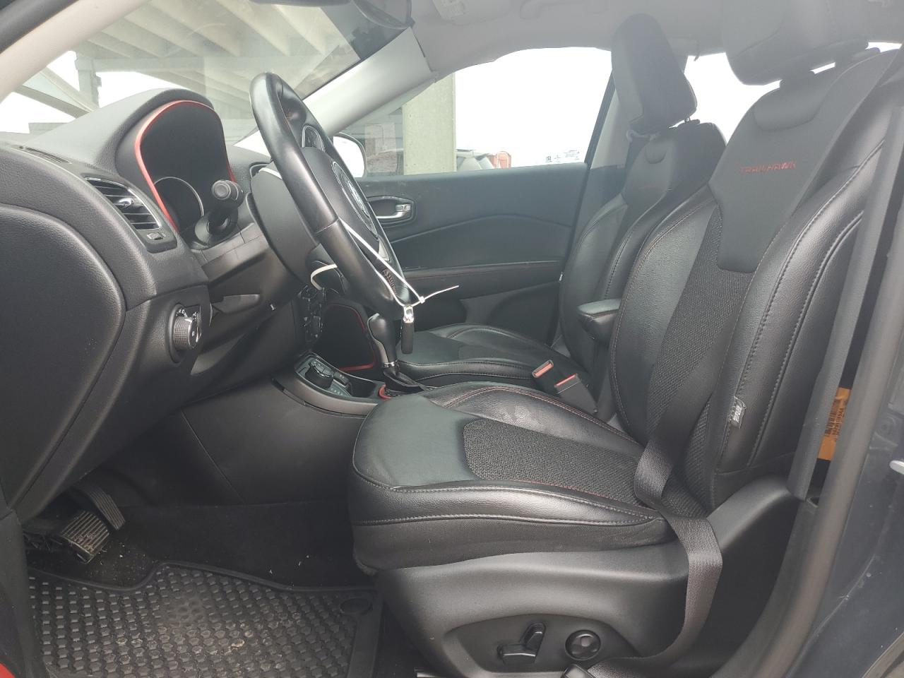 2018 Jeep Compass Trailhawk VIN: 3C4NJDDB1JT410185 Lot: 64633295