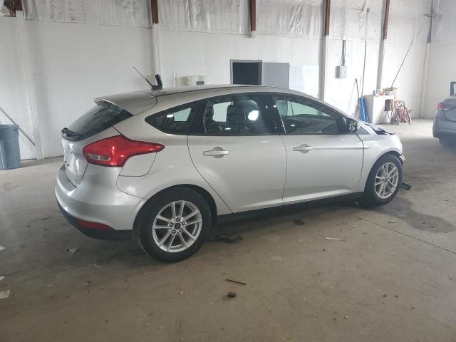  FORD FOCUS 2017 Серебристый
