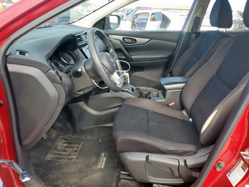  NISSAN ROGUE 2018 Czerwony