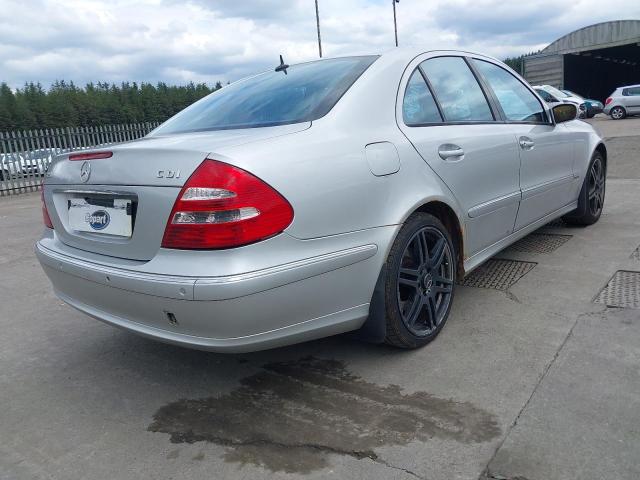 2004 MERCEDES BENZ E320 CDI A