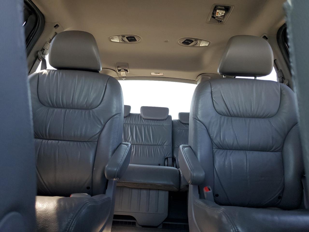 2010 Honda Odyssey Touring VIN: 5FNRL3H95AB090333 Lot: 63195395