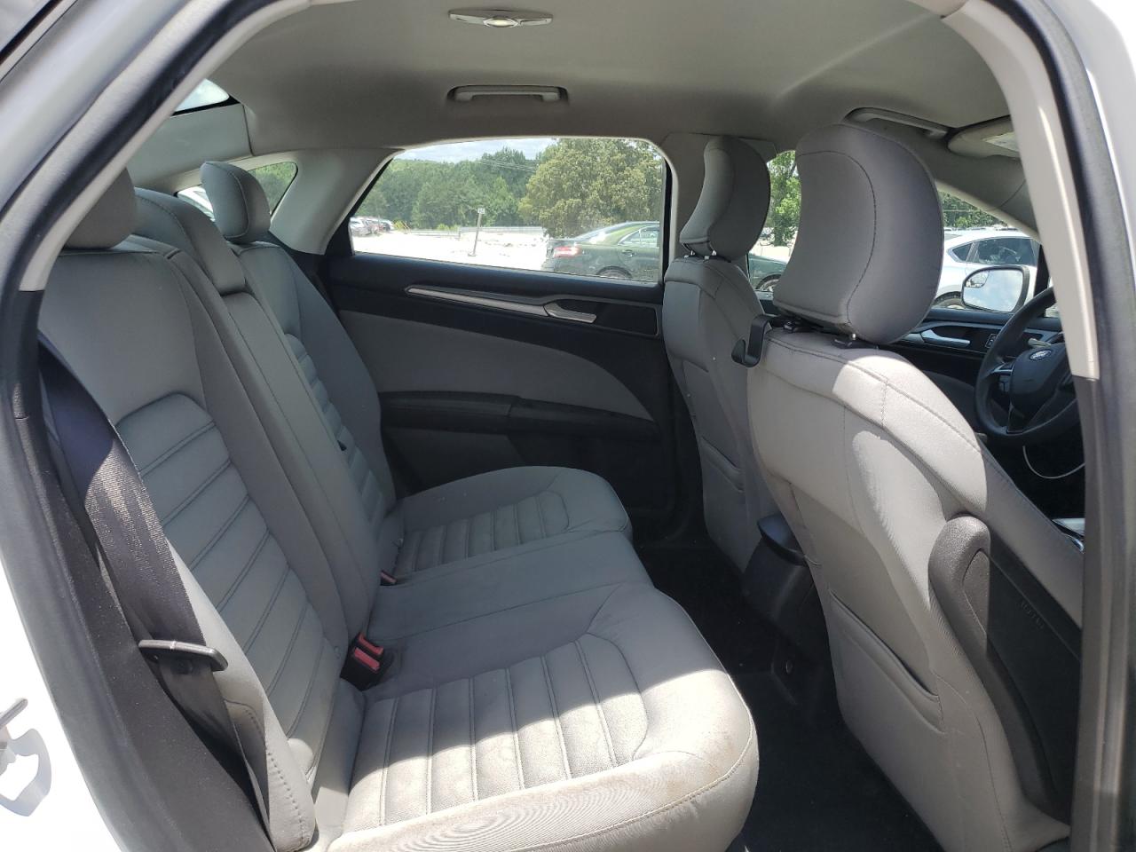 2015 Ford Fusion S VIN: 3FA6P0G79FR196463 Lot: 65295615